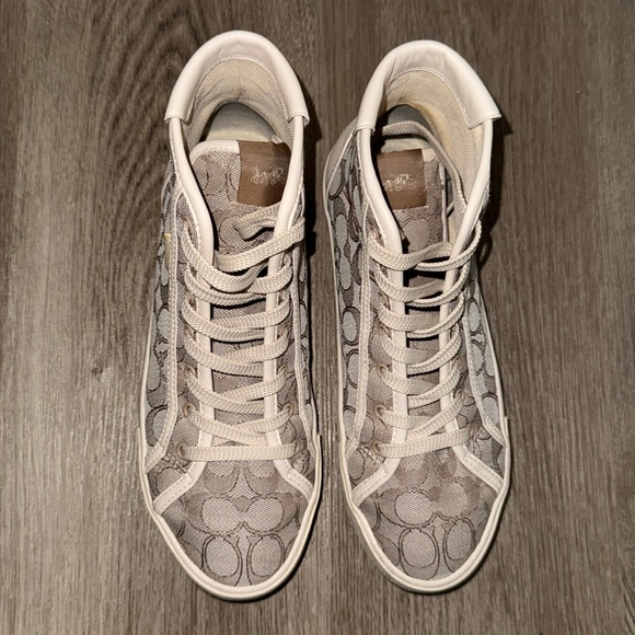 Coach Citysole in Bone Jacquard. - Picture 4 of 4